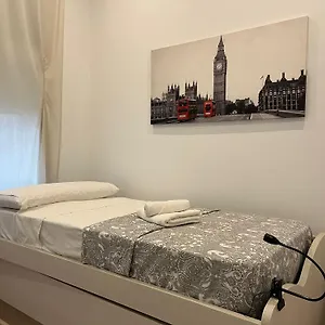 Apartamento Rinconcito Del Falla A 700 Metros Playa Pleno Centro, Cádiz