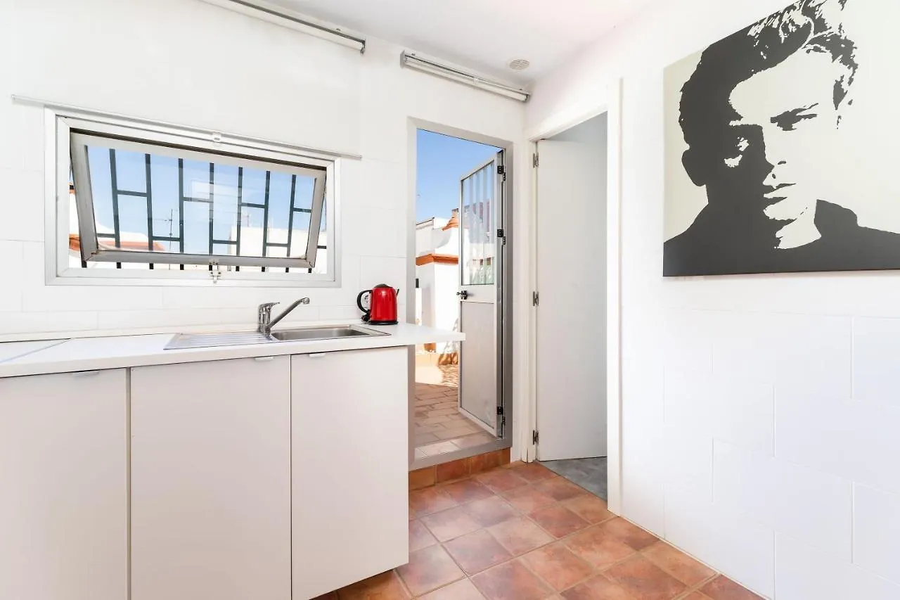 Apartamento La Torre de Menacho Cádiz 0*,  España